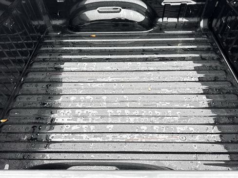 Used 2025 RAM 1500 Laramie w/ Sport Appearance Package image 33