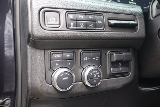 Used 2024 GMC Yukon Denali AWD/4WD image 27