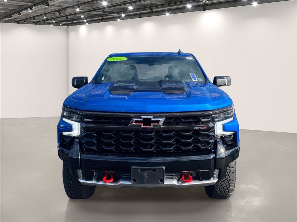 Used 2022 Chevrolet Silverado 1500 ZR2 w/ Technology Package AWD/4WD image 2
