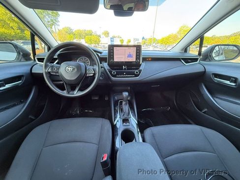 Used 2021 Toyota Corolla LE w/ LE Convenience Package image 15