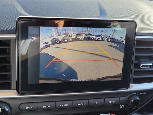 New 2026 Hyundai Venue SE image 9