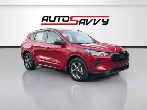 Used 2024 Ford Escape ST-Line w/ Tech Pack #1 FWD image 1