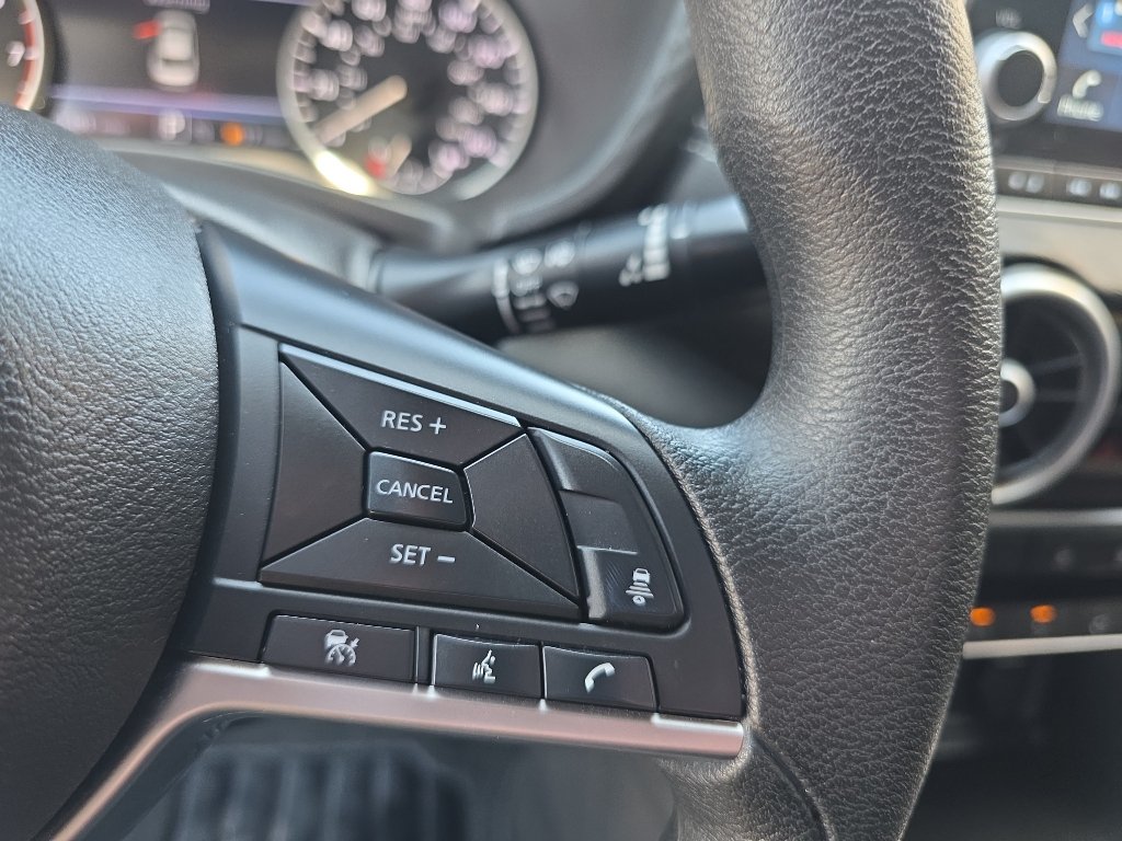 Used 2024 Nissan Sentra SV FWD image 20