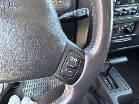 Used 2001 Jeep Wrangler Sport image 12