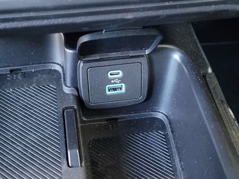 Used 2025 Ford Bronco 4-Door AWD/4WD image 23