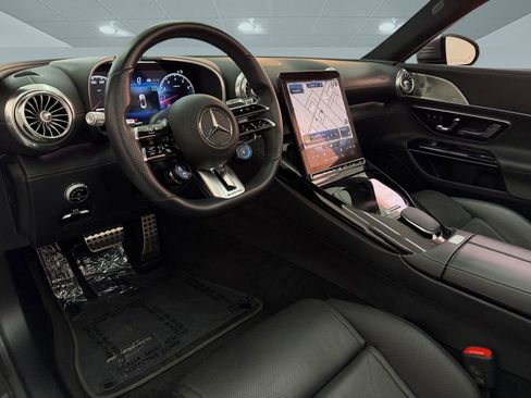 Certified 2022 Mercedes-Benz SL 63 AMG 4MATIC w/ Driver Assistance Package image 4