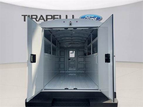 New 2026 Ford E-350 and Econoline 350 Super Duty w/ Power Equipment Group image 9