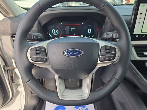 New 2026 Ford Explorer Active image 24