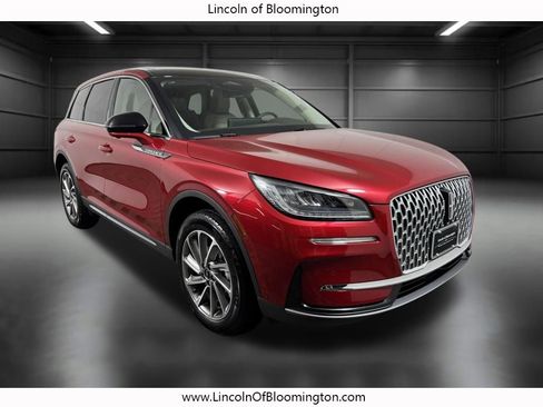 Used 2024 Lincoln Corsair AWD w/ Equipment Group 101A image 11