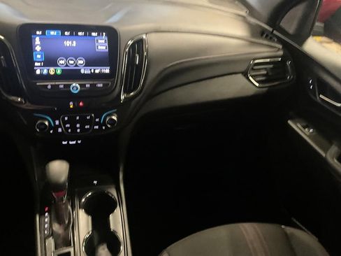Used 2023 Chevrolet Equinox RS FWD image 5