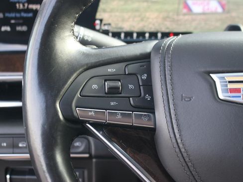 Used 2021 Cadillac Escalade ESV Sport Platinum AWD/4WD image 19
