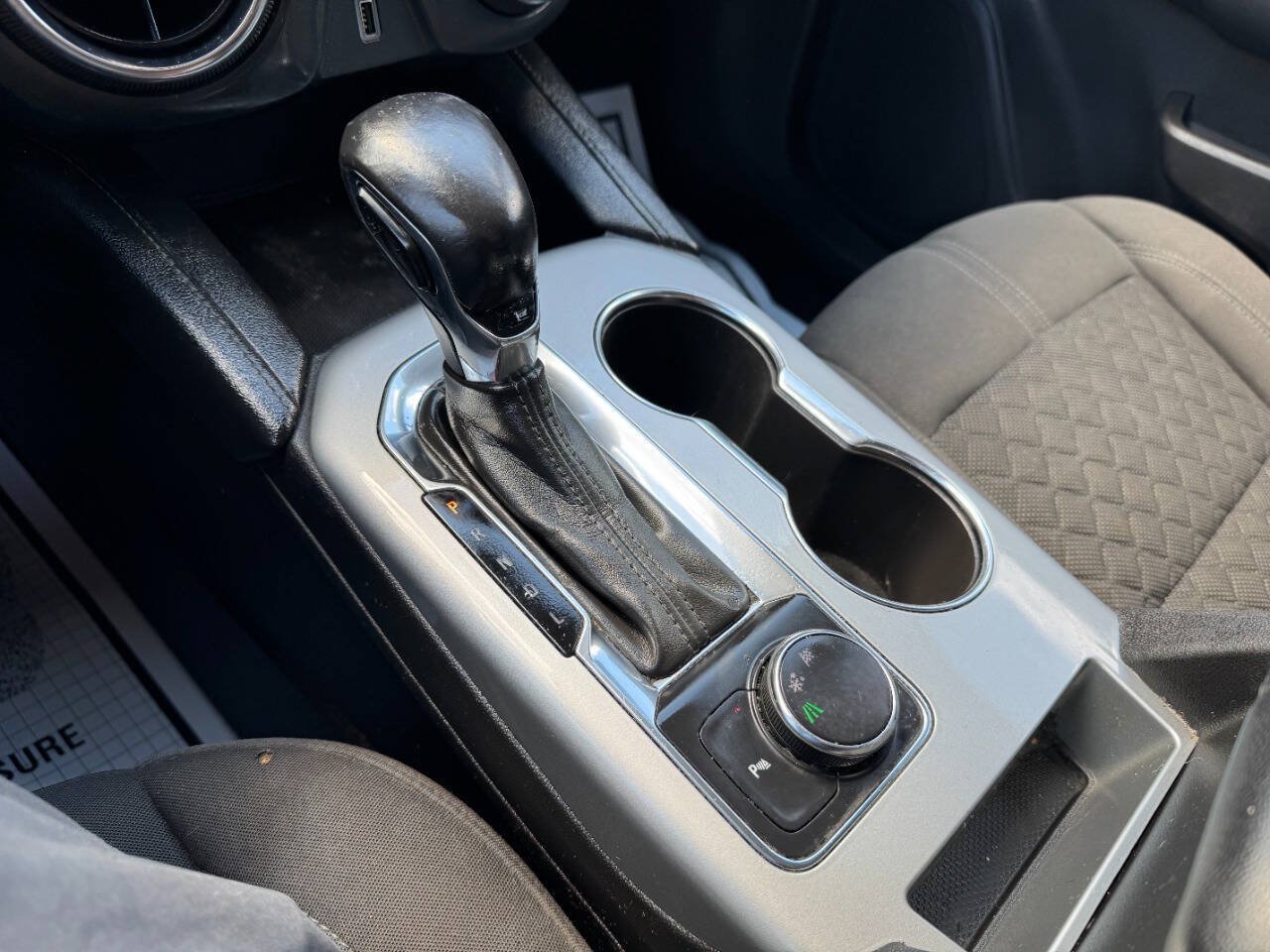 Used 2019 Chevrolet Blazer LT FWD image 46