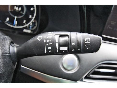 Used 2022 Hyundai Palisade Limited FWD image 18