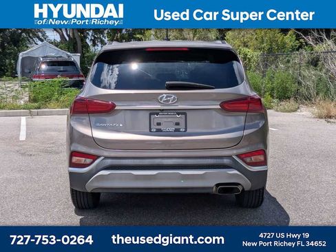 Used 2020 Hyundai Santa Fe SE w/ Cargo Package FWD image 4
