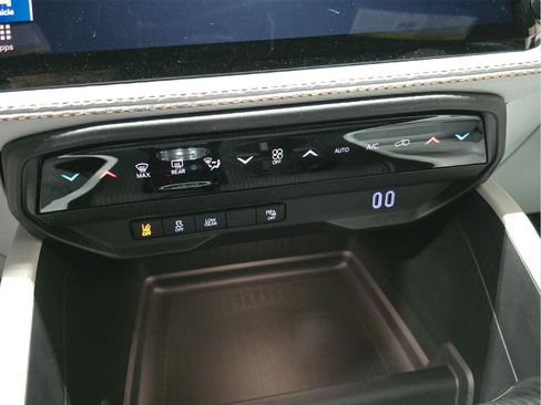 New 2026 Jeep Cherokee Limited image 15