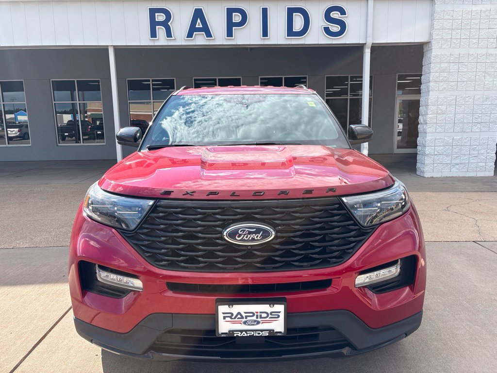 Used 2024 Ford Explorer ST-Line w/ Class IV Trailer Tow Package AWD/4WD image 2