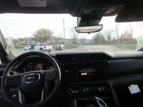 New 2026 GMC Sierra 1500 AT4 w/ AT4 Premium Package image 17