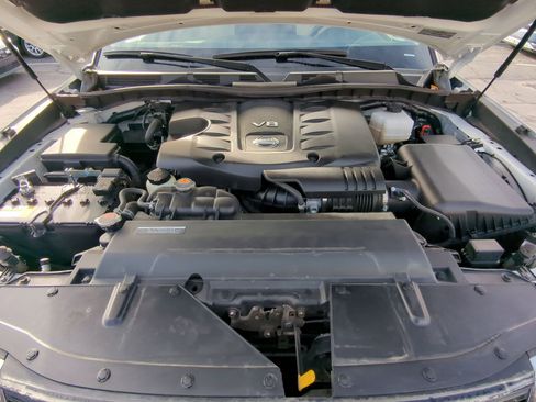 Used 2024 Nissan Armada SL image 37