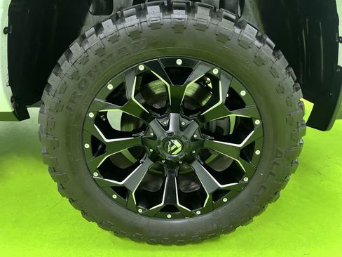Used 2020 RAM 1500 Big Horn AWD/4WD image 16