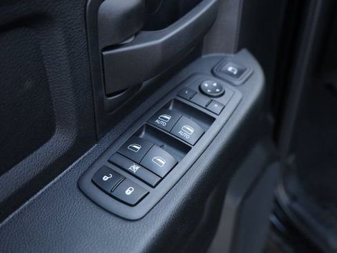 Used 2024 RAM 3500 Tradesman w/ Chrome Appearance Group image 15