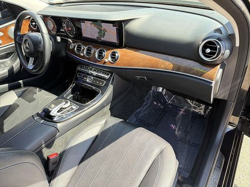 Used 2018 Mercedes-Benz E 300 image 29