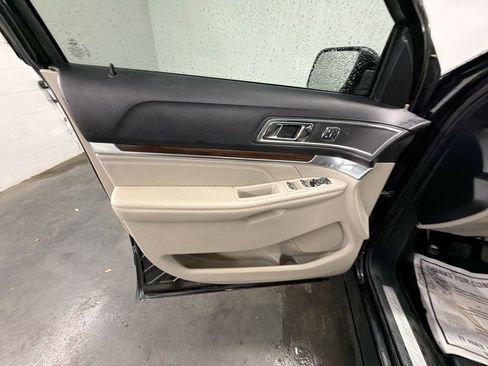 Used 2018 Ford Explorer Limited w/ Equipment Group 301A image 23