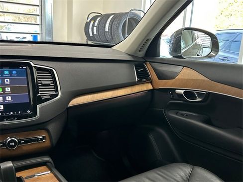 Certified 2024 Volvo XC90 T8 Plus image 25