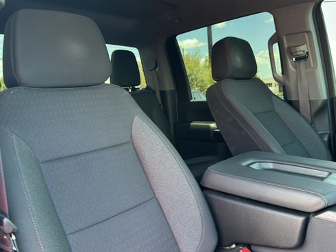 Used 2024 Chevrolet Silverado 2500 Custom w/ Custom Convenience Package AWD/4WD image 23