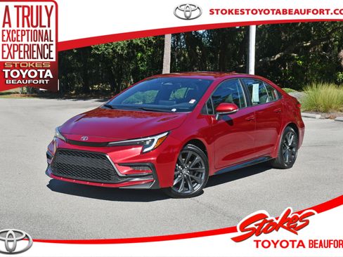 Certified 2024 Toyota Corolla SE image 1