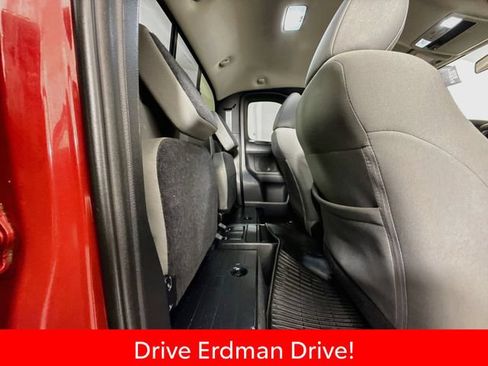 Certified 2020 Toyota Tacoma SR w/ SX Package AWD/4WD image 26