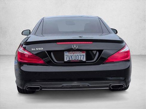 Used 2013 Mercedes-Benz SL 550 image 7