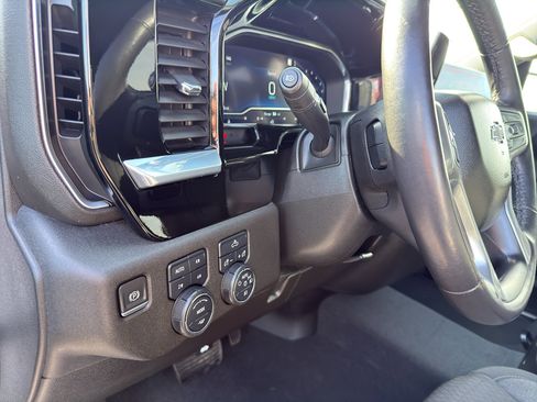 Used 2022 Chevrolet Silverado 1500 RST image 15