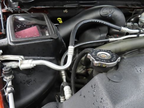 Used 2013 RAM 1500 Sport w/ Sport Premium Group image 23