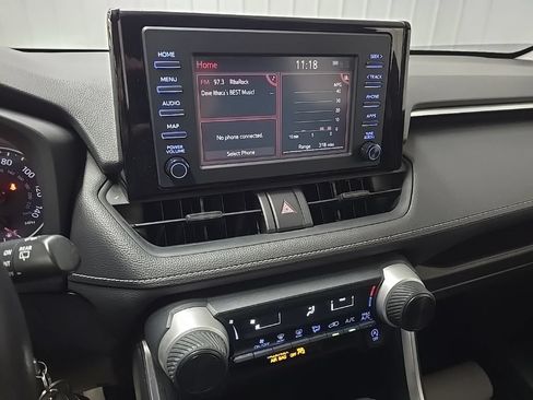 Used 2019 Toyota RAV4 LE w/ All Weather Liner Package AWD/4WD image 27