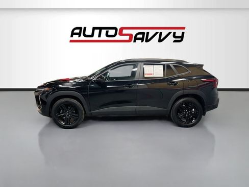 Used 2025 Chevrolet Trax ACTIV w/ Driver Confidence Package FWD image 4