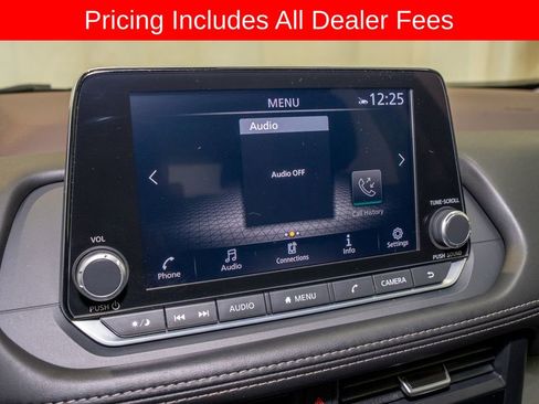 Certified 2023 Nissan Rogue SV w/ SV Premium B Package FWD image 14