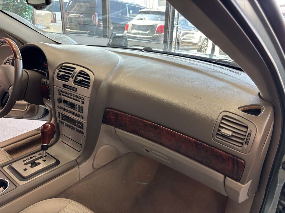 Used 2004 Lincoln LS RWD image 14
