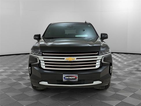 Used 2024 Chevrolet Suburban High Country w/ Premium Package image 8
