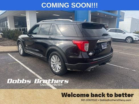 Used 2023 Ford Explorer King Ranch w/ Technology Package image 3