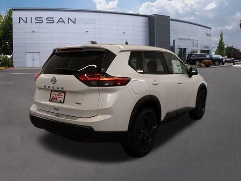 New 2026 Nissan Rogue SV w/ Cold Weather Package AWD/4WD image 3
