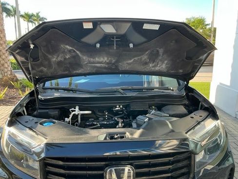 Used 2021 Honda Ridgeline Black Edition image 7