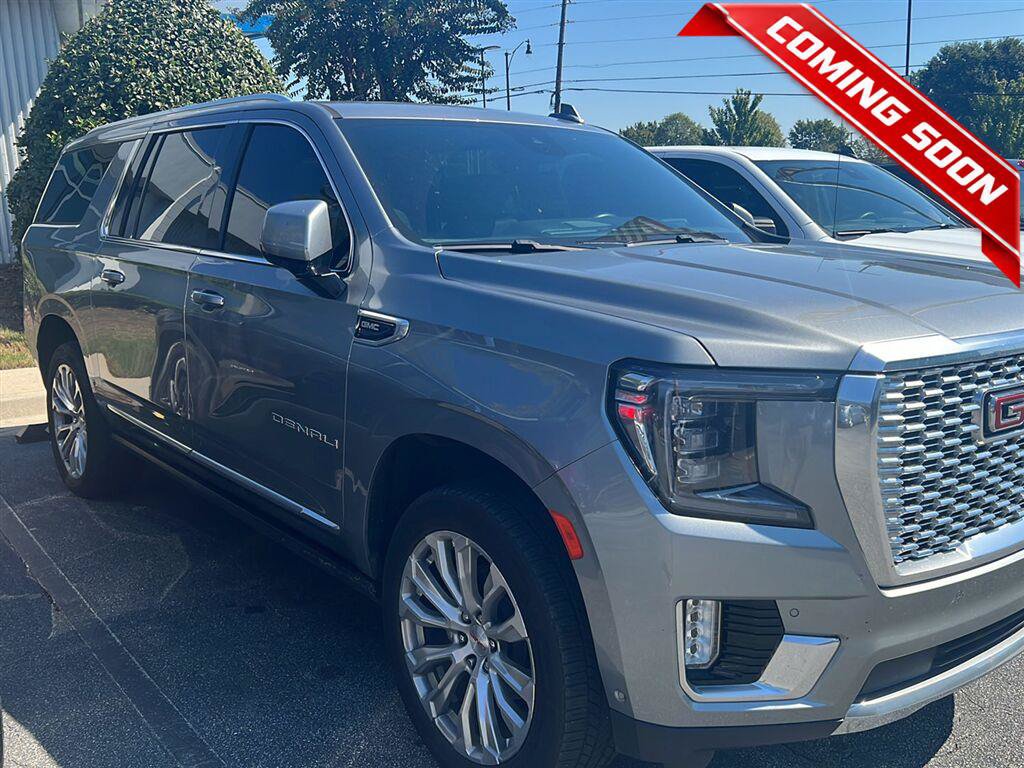 Used 2023 GMC Yukon XL Denali w/ Denali Reserve Package AWD/4WD image 1