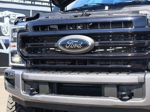 Used 2022 Ford F250 Lariat w/ Tremor Off-Road Package AWD/4WD image 12