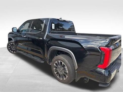 Used 2025 Toyota Tundra Limited image 3
