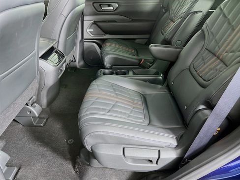 New 2026 Nissan Armada PRO-4X AWD/4WD image 5