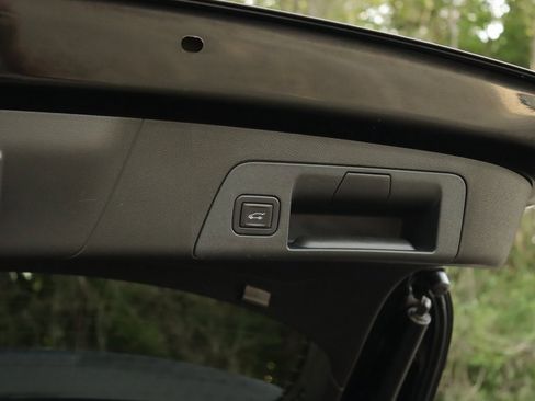 Used 2023 Buick Envision Essence w/ Sport Touring Package image 30