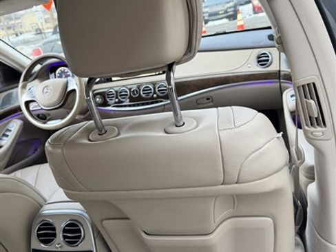 Used 2017 Mercedes-Benz S 550 4MATIC Sedan w/ Premium Package image 49