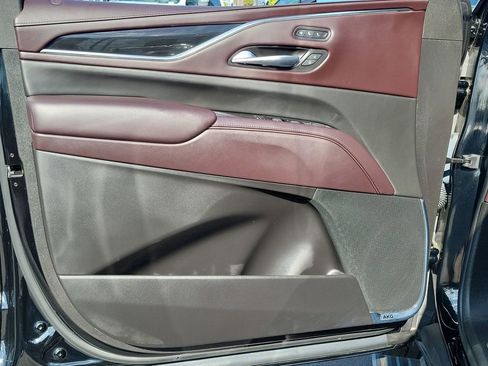 Used 2023 Cadillac Escalade ESV Sport Platinum w/ LPO, ONYX Package image 22