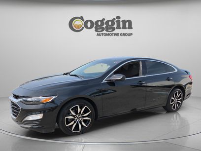 Used 2025 Chevrolet Malibu RS