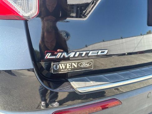 Certified 2020 Ford Explorer Limited RWD image 37